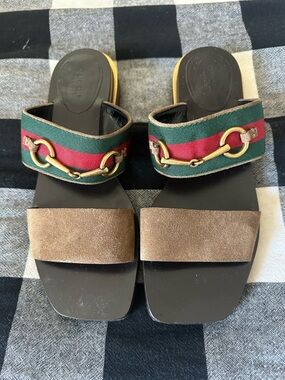 Gucci Brown Suede & Black Slide Sandals with Green and Red Webbing